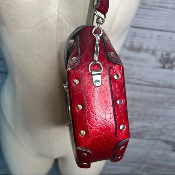 Small Red Octagon Crossbody Purse Hard Structure Cosplay Renaissance Fair - Picture 5 of 10